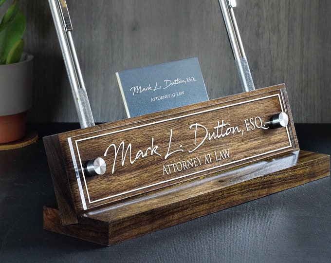 Lawyer Desk Name Plate - Lawyer Gift - Judge Gift - JD Juris Doctor - Attorney At Law - Business Card Holder - Pen Holder - Law Office Gift