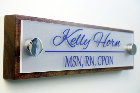 Door name online