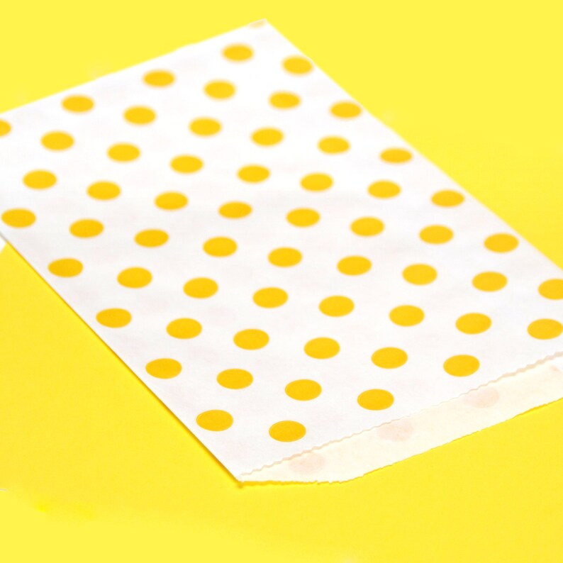 Fashion Culture Kitsch Potato Chip Bag Clutch Pouch Yellow Fashion Culture Kitsch Potato Chip Bag Clutch Pouch Yellow