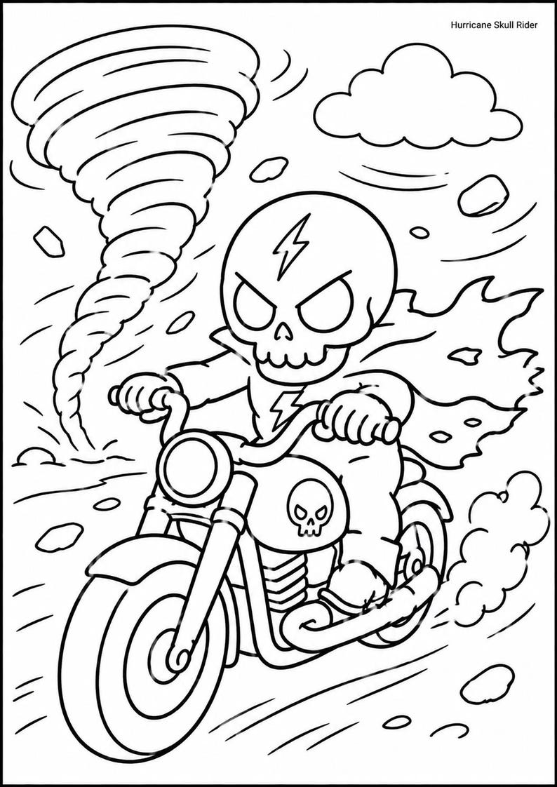 以下が含まれることがあります： バイクに乗る骸骨キャラクターの白黒漫画イラスト。 骸骨の頭には稲妻があり、マントを着ています。 背景には竜巻と雲があります。 テキスト「Hurricane Skull Rider」は右上隅にあります。