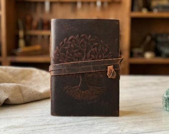 Baum des Lebens Leder Notizbuch | Geprägtes keltisches Design, Boho Skizzenbuch, Wicca Grimoire