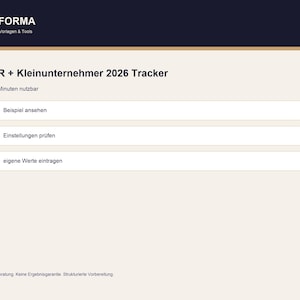 K&ouml;nnte beinhalten: Ein digitales Dokument mit dem Titel "E&Uuml;R + Kleinunternehmer 2026 Tracker" mit dem Text "In 10 Minuten nutzbar." Das Dokument hat drei Abschnitte: "Beispiel ansehen," "Einstellungen pr&uuml;fen," und "eigene Werte eintragen." Das Dokument befindet sich auf einem hellbeigen Hintergrund.