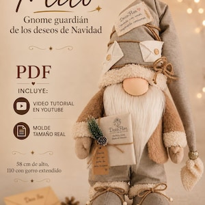 Può includere: Una bambola gnomo con un alto cappello beige, una lunga barba bianca e un naso color carne. Lo gnomo indossa una giacca e pantaloni beige con bordi in pelliccia sintetica e tiene in mano una piccola busta. Il testo sull'immagine include Milo e PDF.