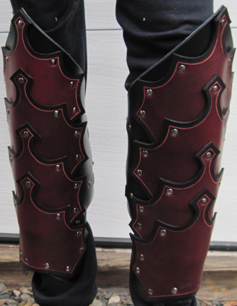 Leather Armor Gothic Greaves image 1