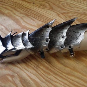 Dragon Scale Leather Gauntlets: Custom LARP Cosplay Armor - Etsy