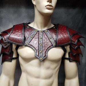 Leather Shoulder armor Leather Armor Mantle spaulder leather pauldron LARP armor cosplay armor viking armor celtic armor leather armour