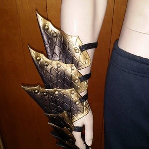 Dragon Scale Leather Gauntlets: Custom LARP Cosplay Armor - Etsy