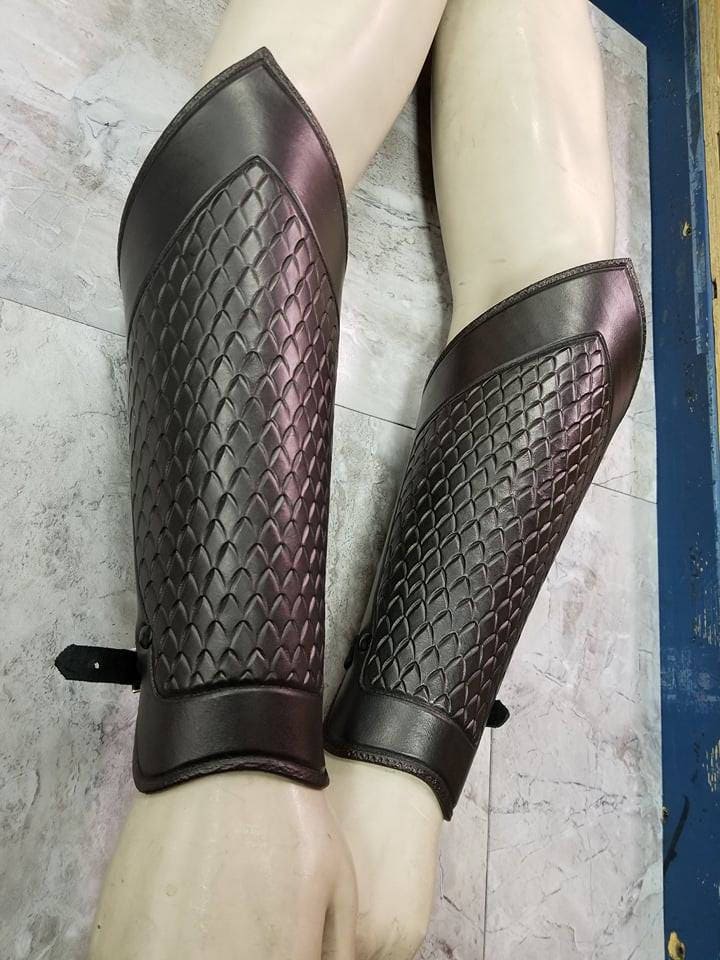 Dragon Scale Leather Bracers: Custom LARP Cosplay Armor - Etsy