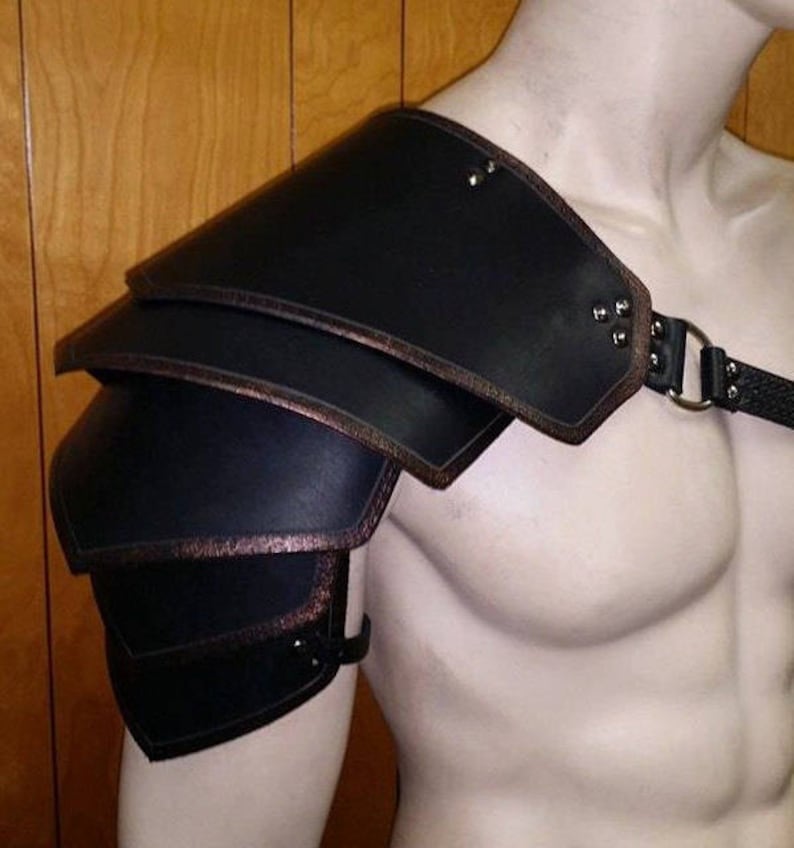 Leather Armor Sentinel 2 segmented shoulder