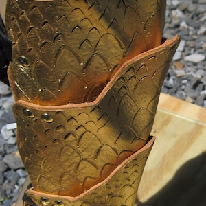 Leather Armor Dragon Scale Greaves with Sabatons image 3