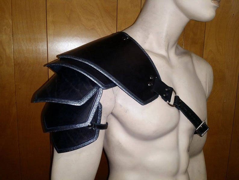 Leather Armor Sentinel 2 segmented shoulder