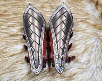 Elven Leather Bracers: Custom LARP Cosplay Armor