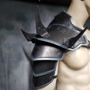 Leather Spiked Shoulder armor Leather Armor spaulder leather pauldron LARP armor cosplay armor viking armor celtic armor leather armour image 3