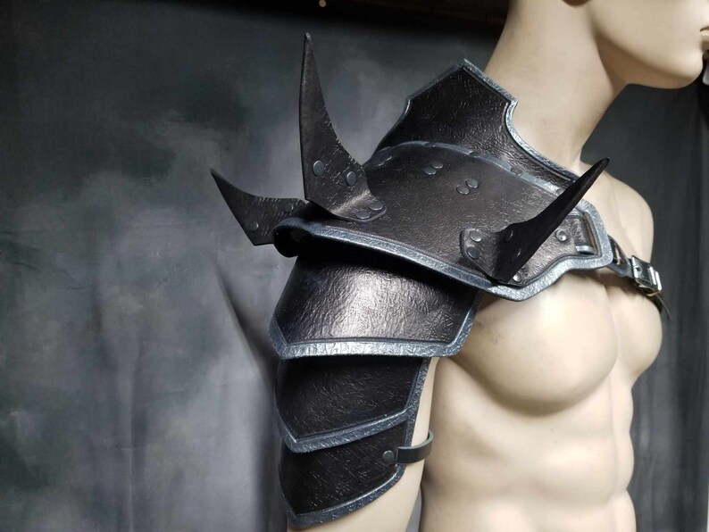 Leather Spiked Shoulder armor Leather Armor spaulder leather pauldron LARP armor cosplay armor viking armor celtic armor leather armour image 3