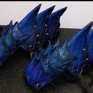 Dragon Scale Gauntlets Dragonscale Gauntlets Leather Gauntlets LARP armor cosplay armor Dragon armor Dragon Gauntlets armour