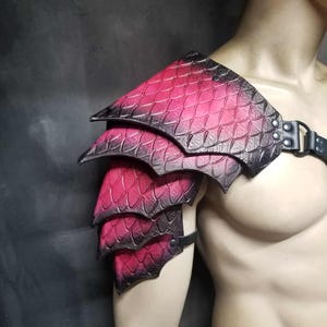 Dragon Scale Leather Spaulder: Custom LARP Cosplay Armor - Etsy