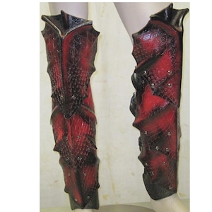 Leather Armor Dragon Scale Greaves