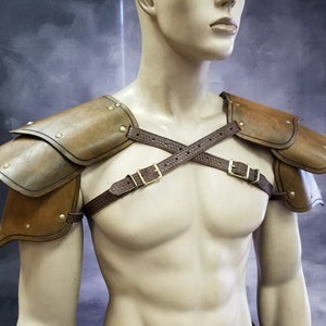 Personalisierte Schulterpanzerung: LARP, Cosplay Schulterschutz