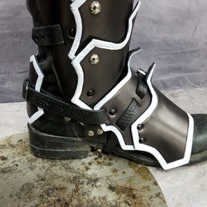 Leather Armor Gothic Plated Greaves & Sabotes image 5