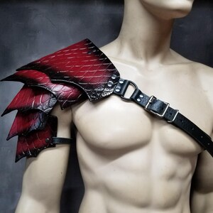 Dragon Scale Leather Spaulder: Custom LARP Cosplay Armor - Etsy
