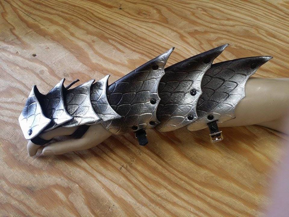 Leather Armor Dragon Scale Gauntlets Etsy