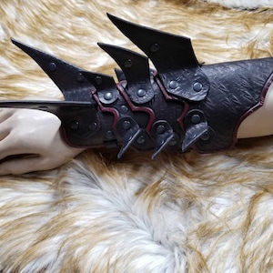 Spiked Barbarian Leather Bracers Leather Armor LARP Armor Cosplay Armor Medieval armor Viking Armor armour