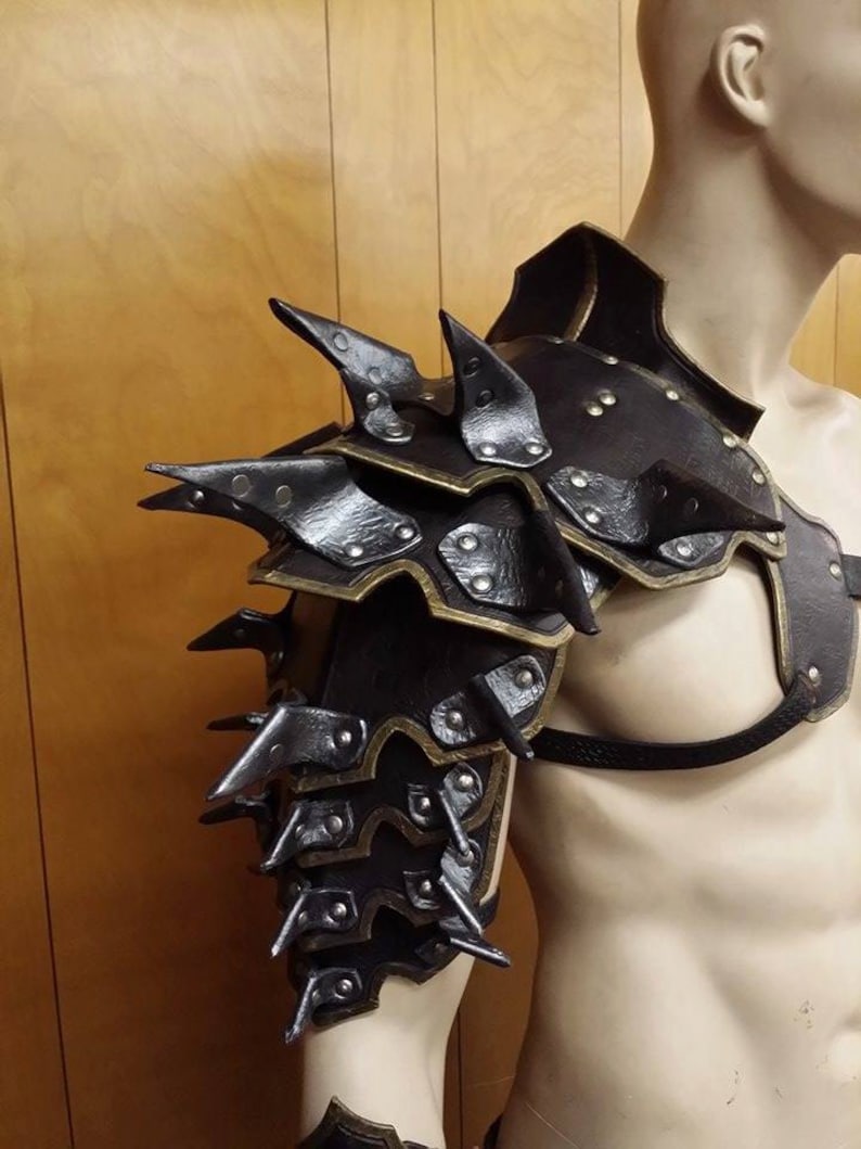 Leather Armor Spiked Barbarian Shoulder Etsy