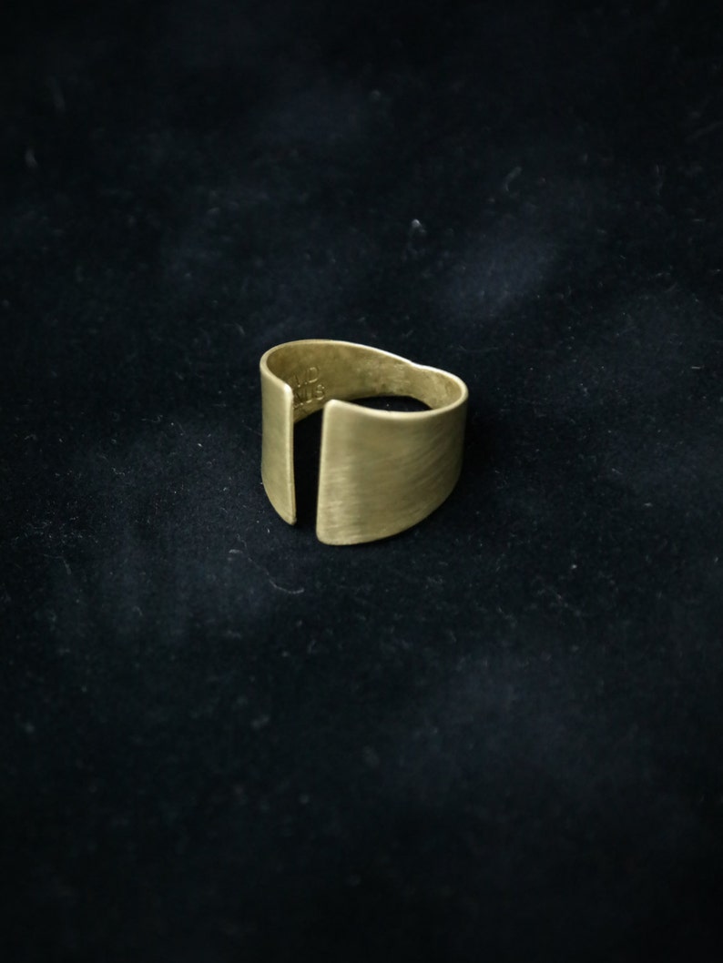 ELIZABETH Ring Gold Ring Band Cuff Ring Wrap Ring Adjustable Ring Unisex Rings Brass, Bronze Geometric Jewelry Metalwork image 2