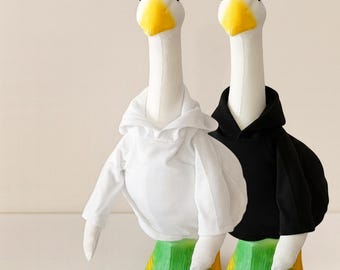 Blank White or Black T-Shirt Clothing - for 23 inch Porch Goose - Apron