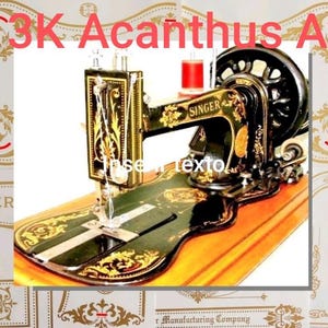 Könnte beinhalten: Eine schwarze Vintage-Nähmaschine der Marke Singer mit aufwendigen goldenen Blumenverzierungen und einem großen Handkurbelrad. Die Maschine ist auf einem Holzsockel montiert und enthält eine rote Garnrolle. Der Text 13K Acanthus A und Inserir texto ist sichtbar.