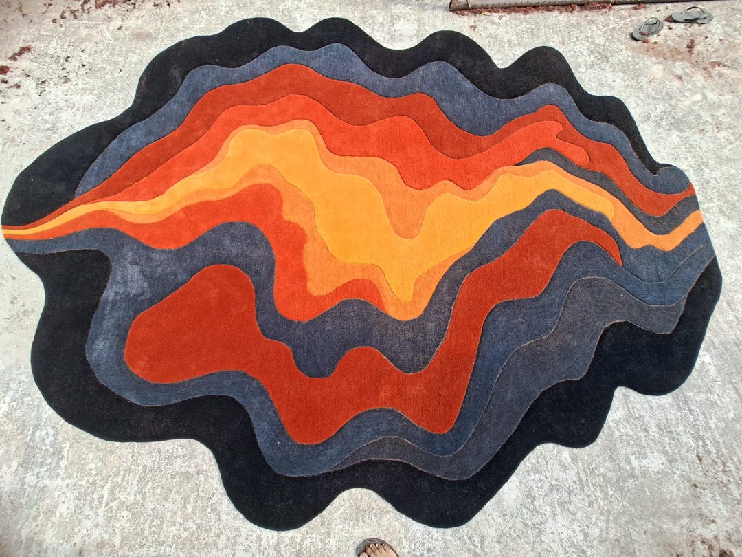 Wavy Abstract Area Rug, 70s Retro Psychedelic Carpet, Hand-tufted Wool ...
