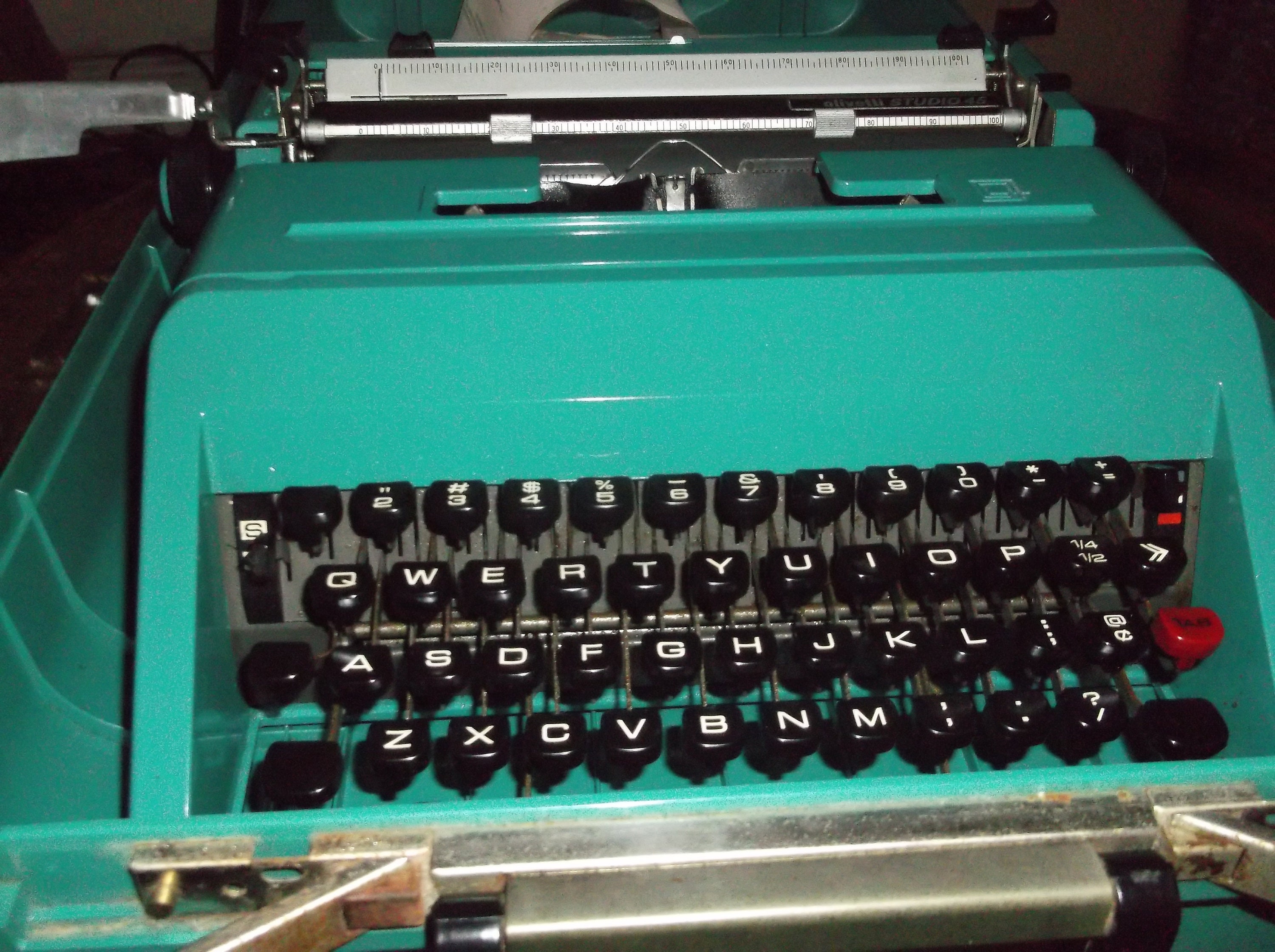 Olivetti Studio 45 Turquoise Vintage Manual Typewriter