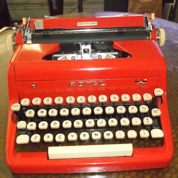 Authenic  1950s  Restored Condition Candy Red Royal Quiet DeLuxe Typewriter