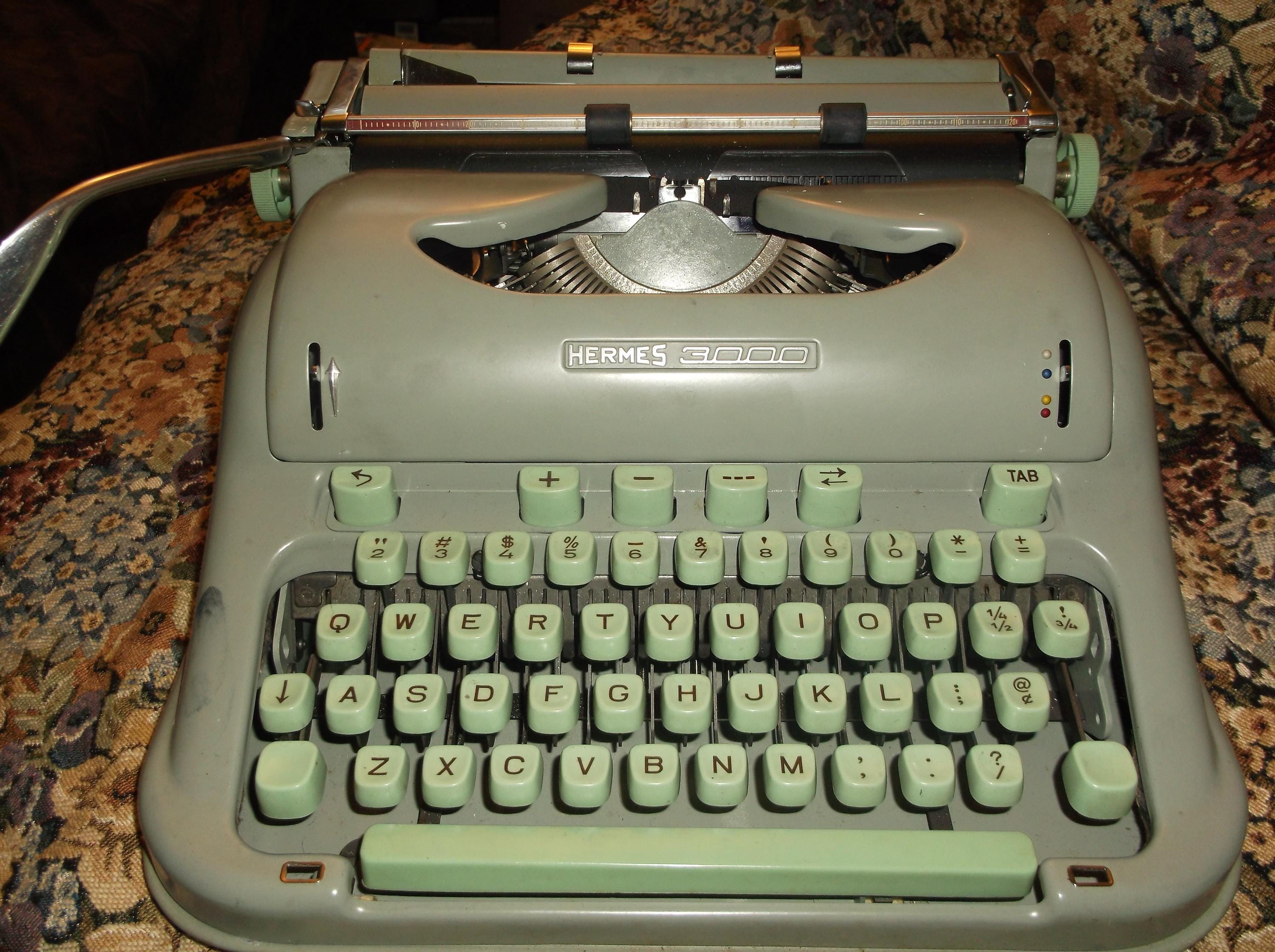 Buy Hermes Ambassador Typewriter Online In India - Etsy India