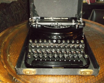 Vintage 1940er Jahre Remmington Noisless Portable Typewriter USA Antik