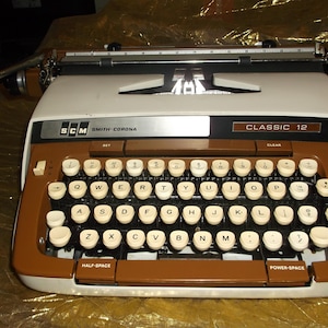 s c m Script Cursive This Script Cursive Hand Writing Typestile  S C M Classic 12  Manuel Typewriter Very Rare Serviced And Tested