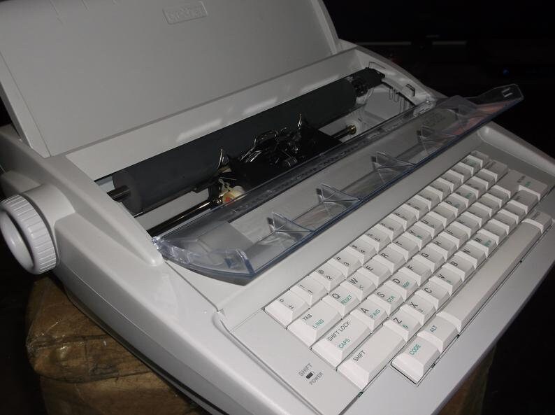 Brother GX6750 Electronic Typewriter New in Open Box Electronic
