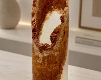 Lámpara de piedra de ónix natural, luz difusa translúcida, base de madera.
