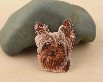 1.4" Embroidered Dog Head Iron On Patch