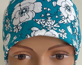 Flowers - Adjustable, Fold Up Scrub Hat