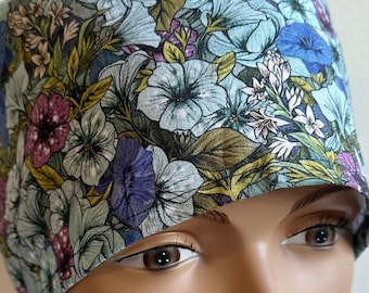 Chapéu Esfoliante de Flores Azuis e Roxas