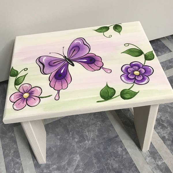 Step Stool, Girls Step Stool, Personalized Step Stool,  Butterfly Stool, Kids Stool, Girls Flower Decor, Butterflies, Personalized Stool