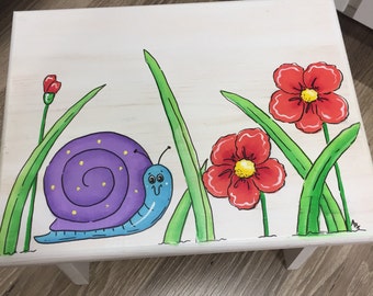 Snail & Flower Step Stool, Kids Bathroom Decor, Personalized Gift