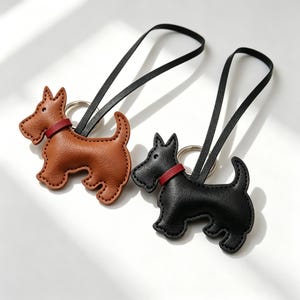 Custom Initial Westie Dog Keychain,Personalized West Highland Terrier Charm,Custom Letter Bag Pendant,Pet Dog Keyring Gift