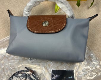 Longchamp mini hellgrau-blaue Umhängetasche mit abnehmbarem Schultergurt, Damen-Nylon-Einkaufstasche, ein Geschenk für sie.