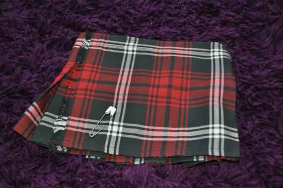prince of wales tartan kilt