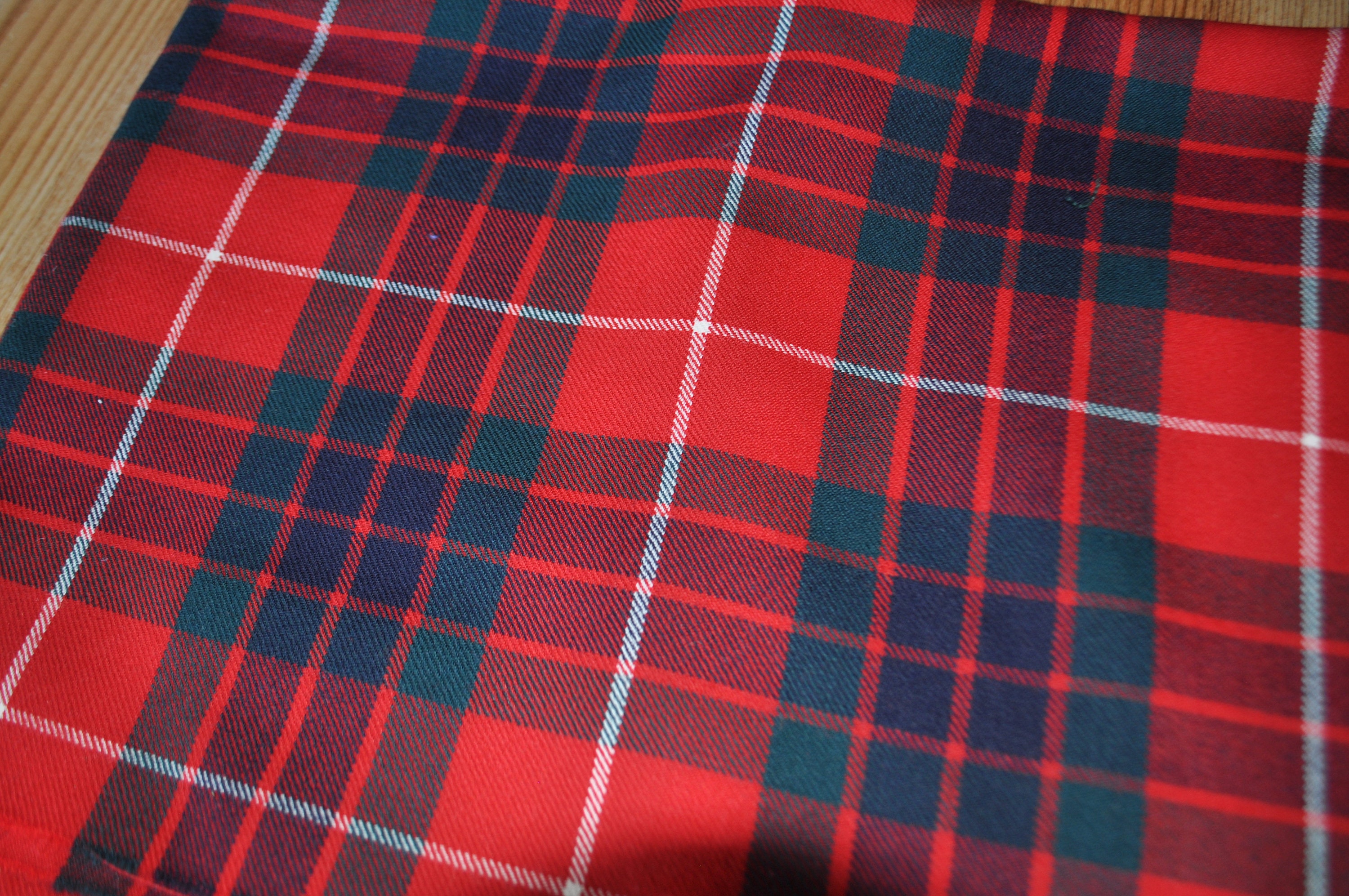 Fraser Tartan Fabric. 100 10oz Pure New Wool. Remnant Piece. Etsy