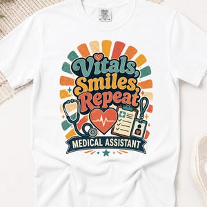 Camiseta vintage de asistente médico, camiseta retro de atención médica, camiseta Comfort Colors 1717