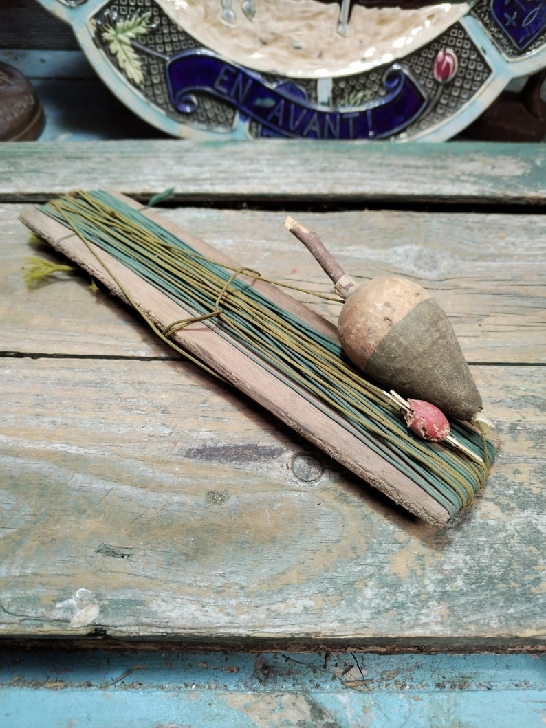 Ligne de pêche antique, France début 1900 x373 image 1