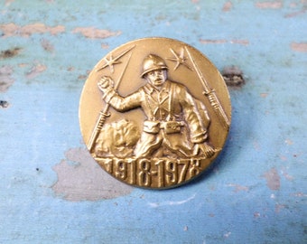French Souvenir Medal Of WW1 Verdun Military medal decoration 1918-1978 t600
